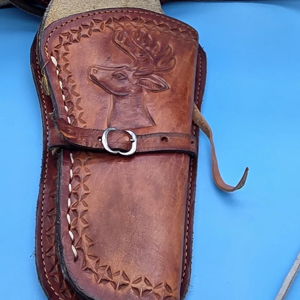 Leather Gun Belt And Holster Deer 42
